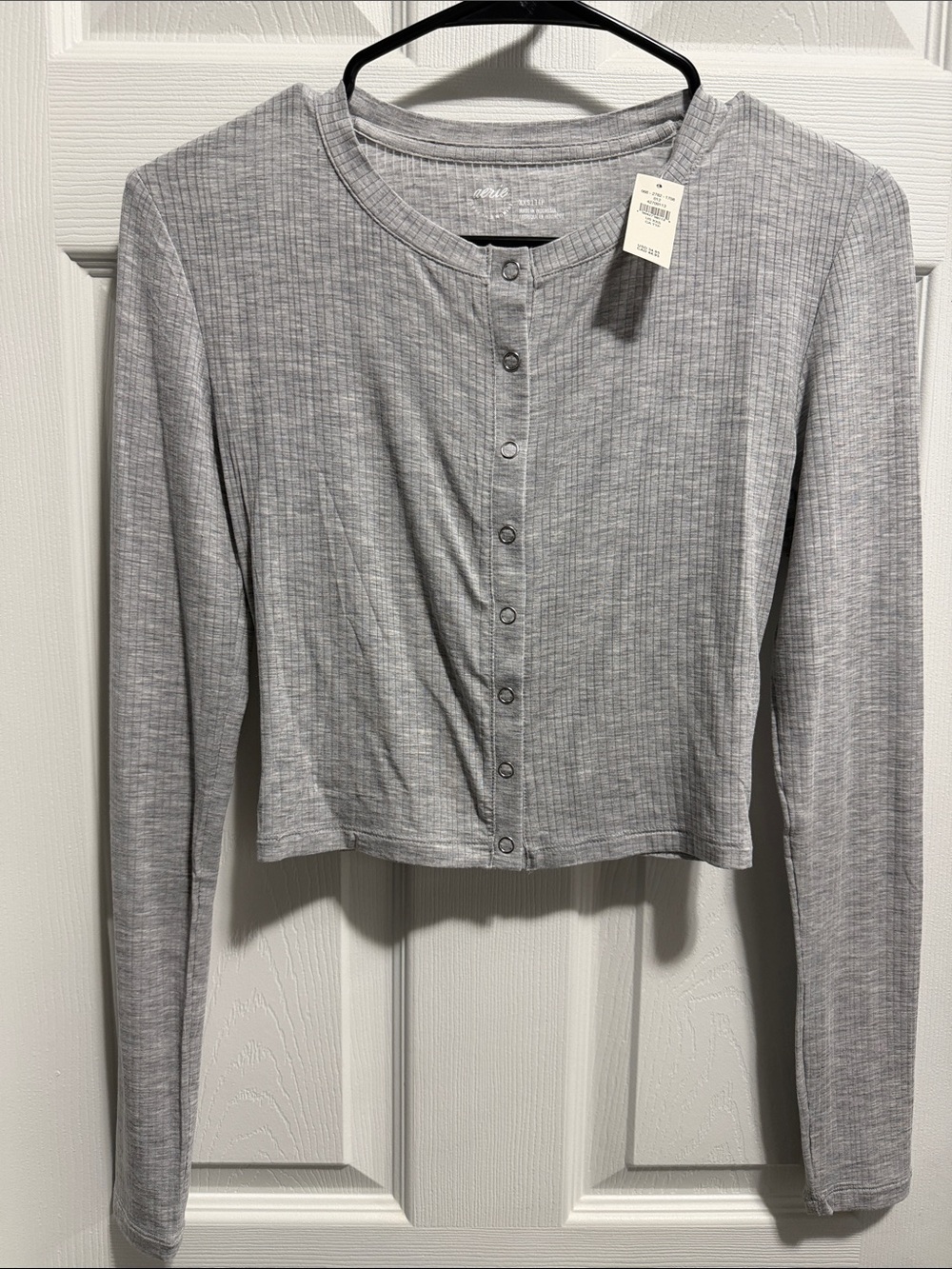 Aerie Light Gray Ribbed Button-Front Cropped Long Sleeve
